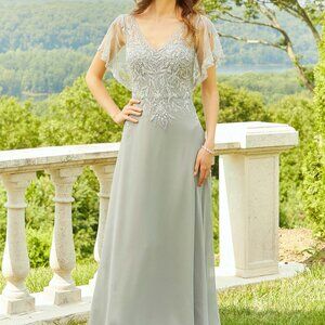 MGNY 72517 Silver Mother of Bride/Groom Size 14